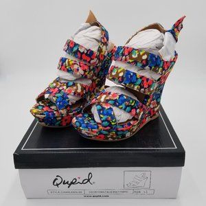 Qupid Women's Charleen-09 Floral Platform Sandals